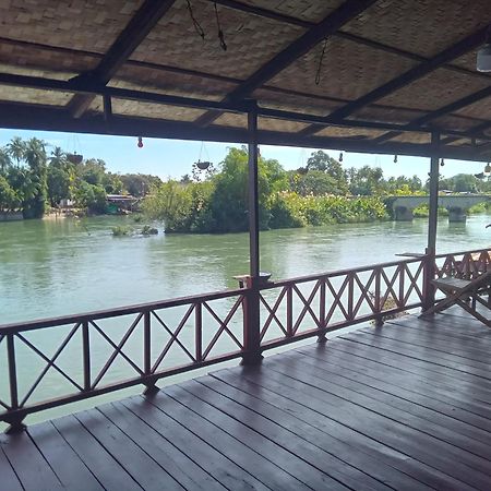 Friendship Guest House Дон-Дет Екстер'єр фото